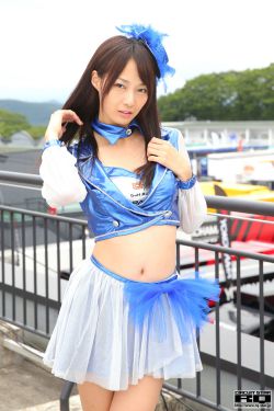 女大学生沙龙室